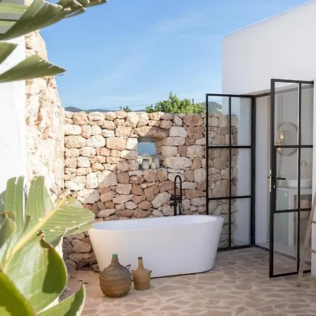 Superb Villa In Cabrils