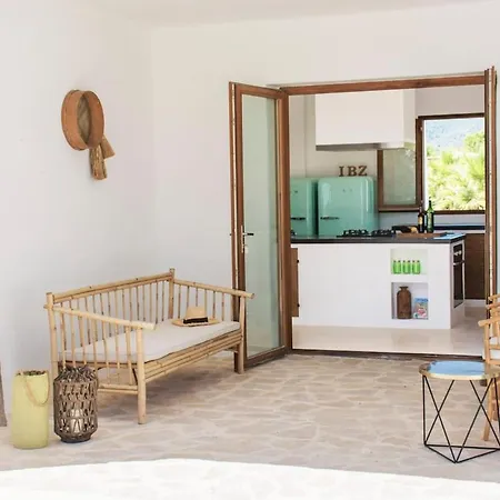Superb Villa In Cabrils Villa
